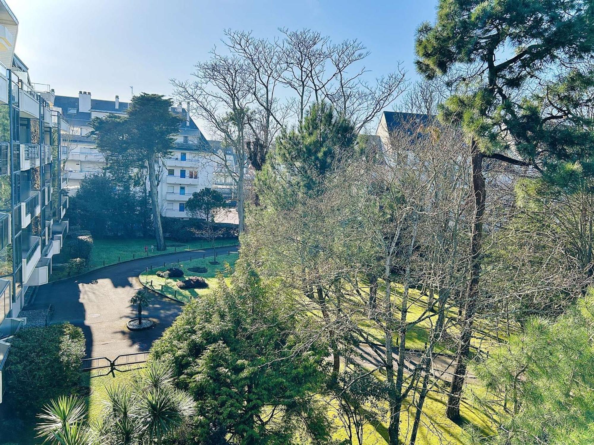 Appartement Calme Avec Terrasse A 2 Pas De La Plage Benoit, 2 Pieces, 4 Couchages, La Baule - Fr-1-245-103 Exterior photo